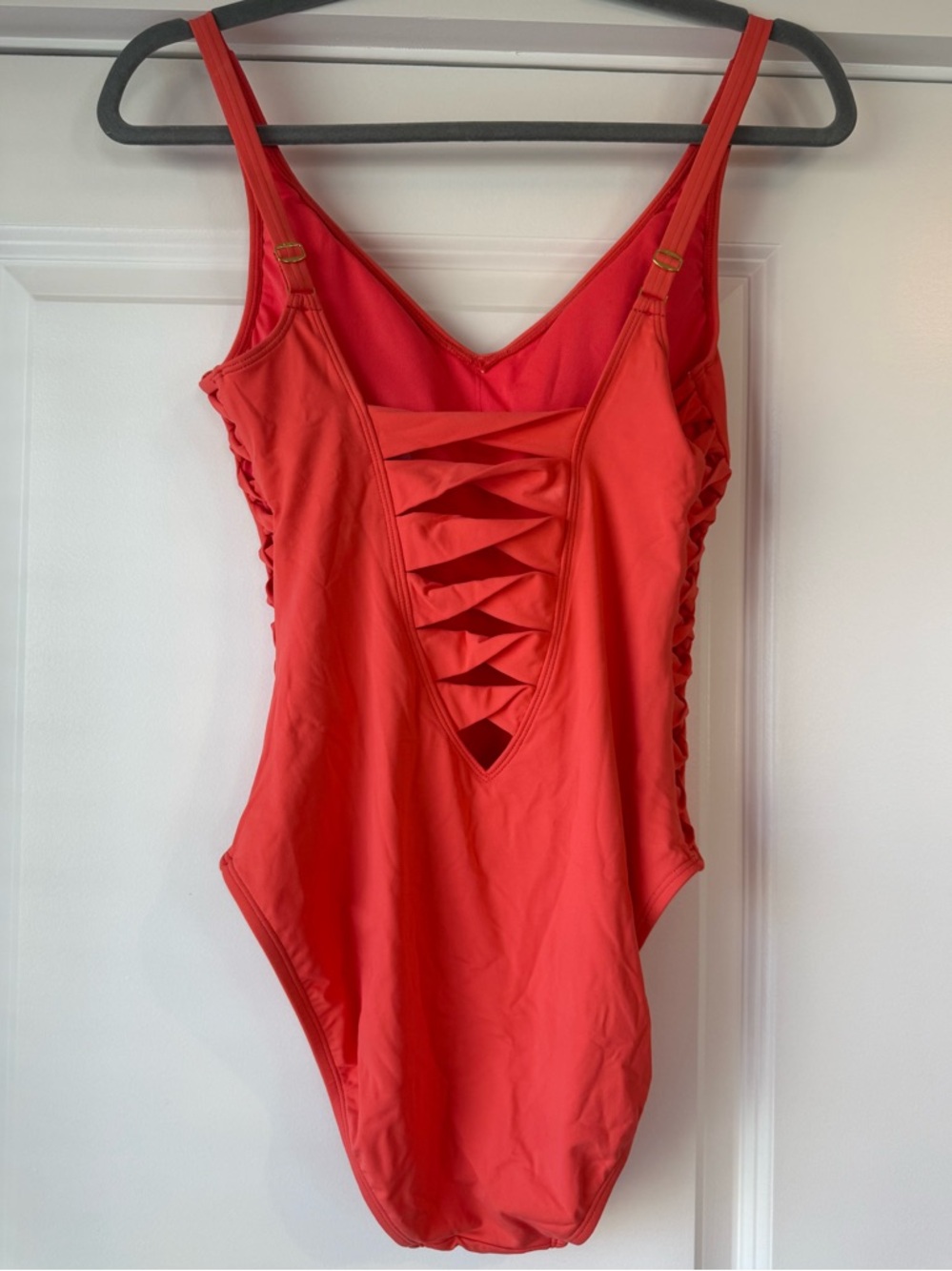 Bleu Rod Beattie Beat the Heat Side Tie and Back Tie in Coral Orange Size 6
